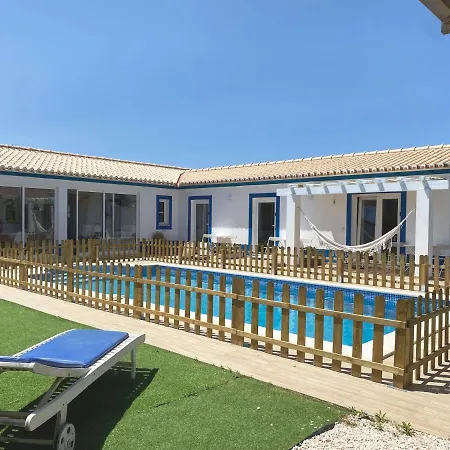 Xs Village Gæstehus *