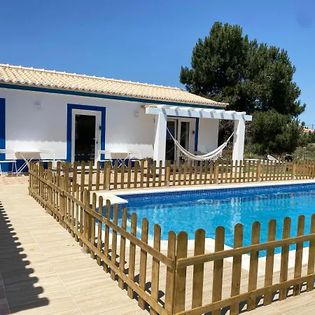 Xs Village Gæstehus