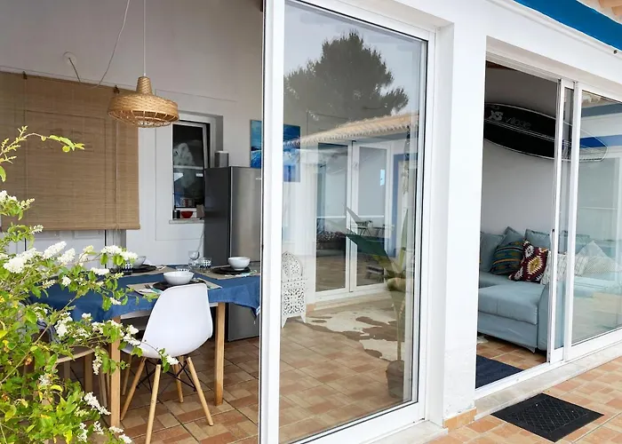 ゲストハウス Xs Village アルジェズール