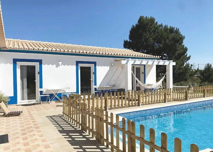 ゲストハウス Xs Village アルジェズール